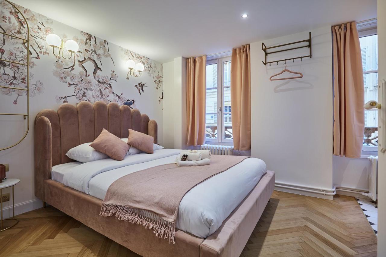 Apartment Saint Germain Des Pres By Studio Prestige Paris Exterior foto